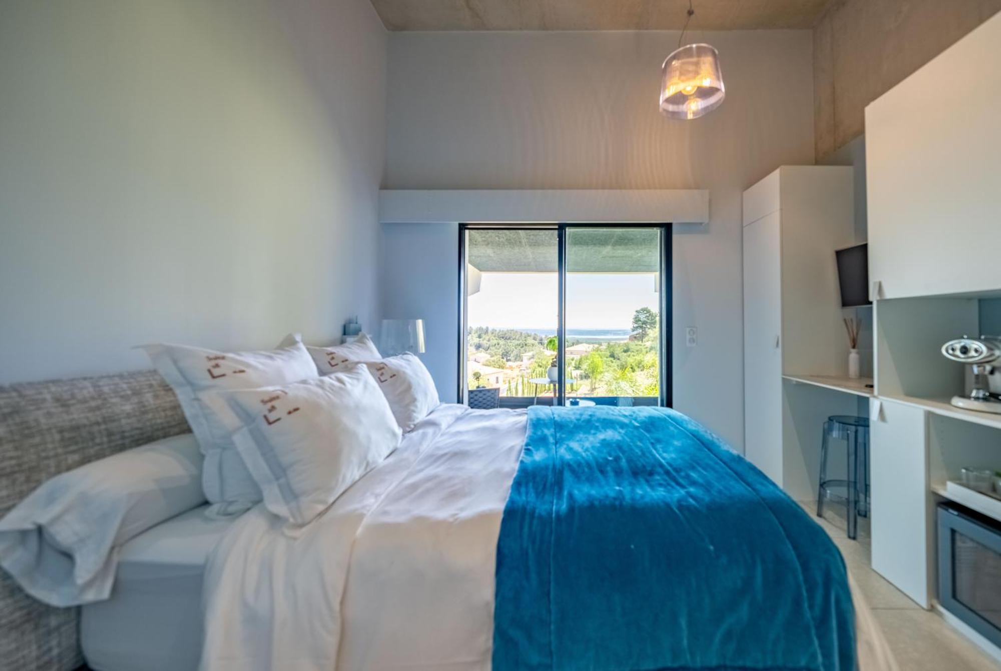 Suite 28 Treilles ภายนอก รูปภาพ